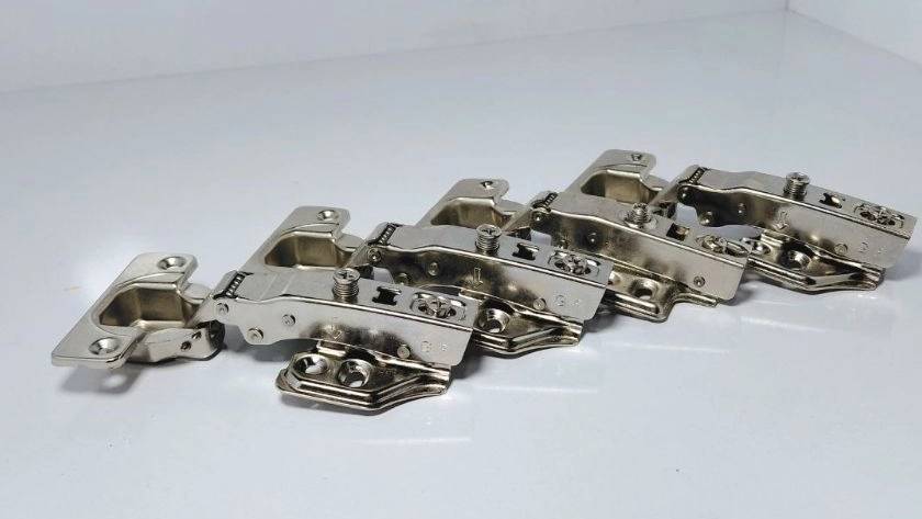 یراق‌آلات کابینت